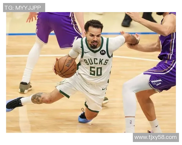 NBA新赛季临近：湖人雄鹿瞄准自由市场，裁员风波激化竞争